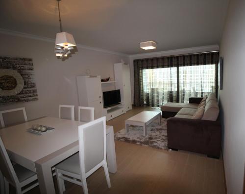 T1 Rocha Prime / 1ª Linha