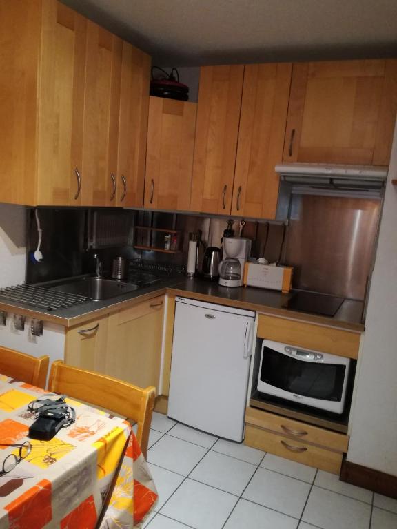 Appartement T1bis au calme à 5mns des pistes du Linga Résidence les Covillets route du pessat 74390 Chatel 74390 Châtel