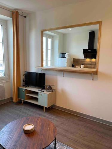 T2 4 pers face gare SNCF Appart Hotel le Cygne 2