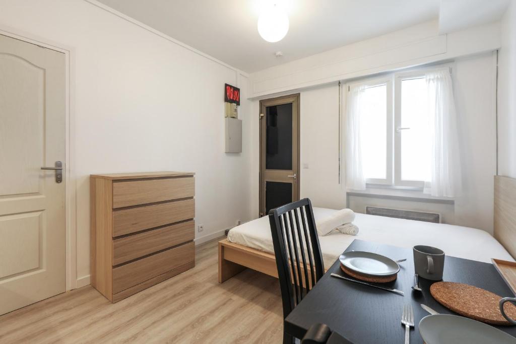 T2 50 m2,entierement, centre, calme 56100 Lorient
