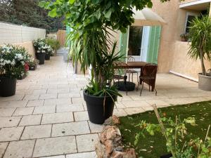 T2 50 m2 JARDIN PROCHE DES PLAGES
