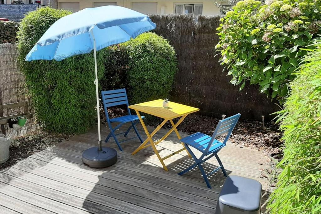 Appartement T2 50m du marchéplagesjardin privérue calme 14 Rue du Val És Roses 35800 Dinard