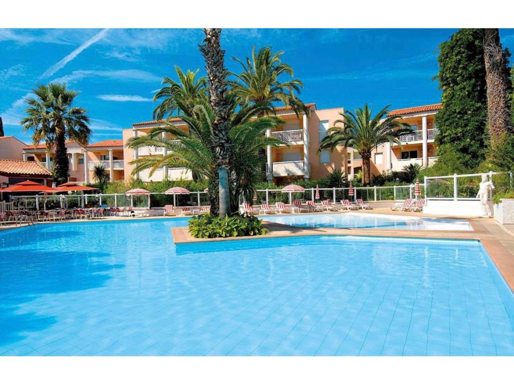 T2 A/C côte d'Azur, piscine, plage á 350m, WIFI 35 Avenue Georges Pompidou, 06220 Vallauris