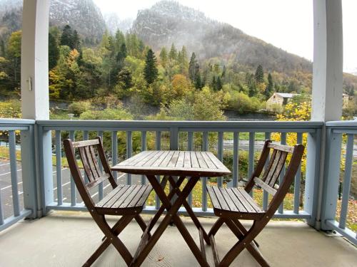 T2 alcove confortable pour 4 à 5p. Balcon. Parking