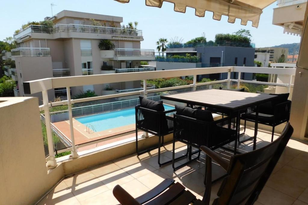 T2 \ 12 Boulevard Bijou Plage, 06160 Antibes