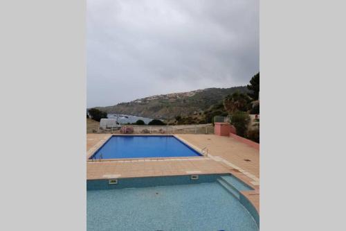 T2 appartment with sea view and swimmimg pool.
