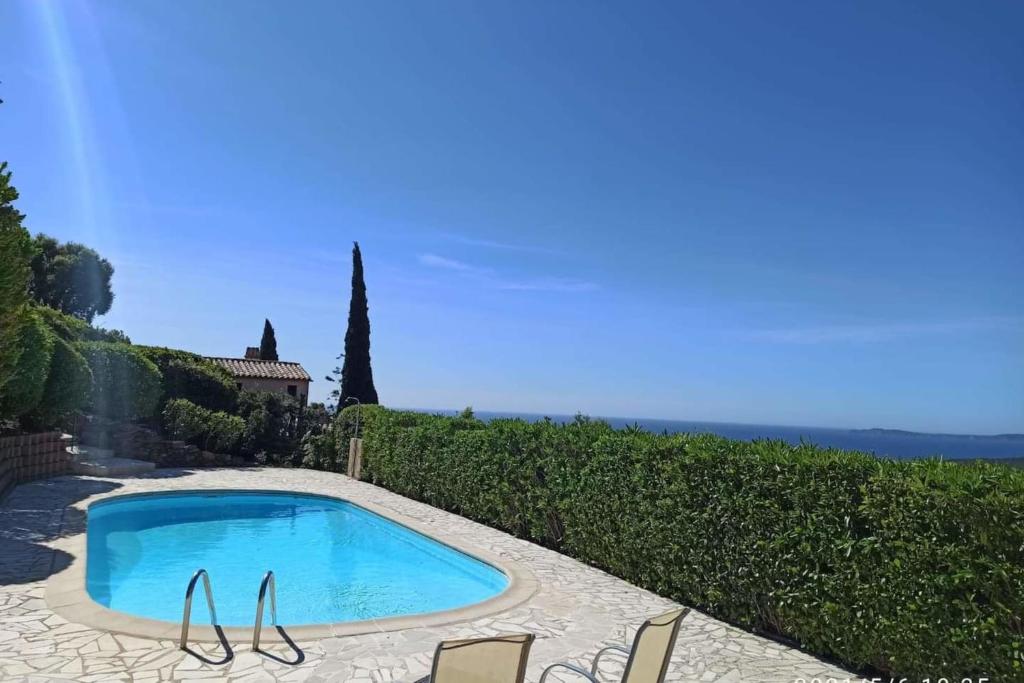 T2 aptt with terrace and sea view in Cavalaire 187 Allée du Grand Cap, 83240 Cavalaire-sur-Mer