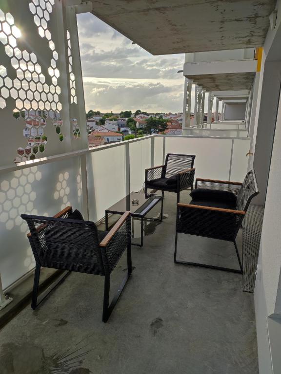T2 avec balcon tout équipé 300m marché central 19 Rue Etienne Robin, 17200 Royan