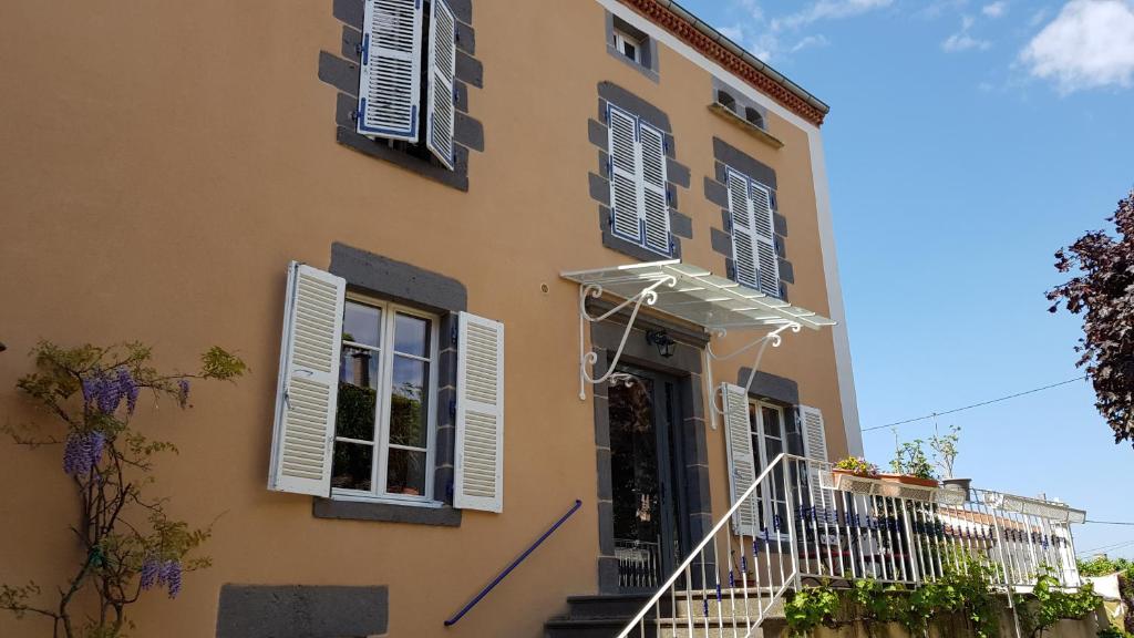 T2 avec balcon, wifi et parking #centreville 13008 Marseille
