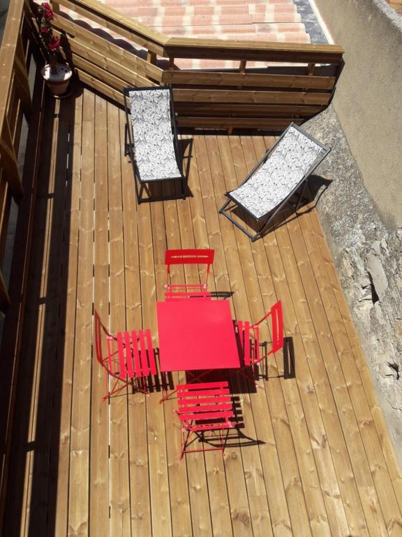 T2 avec terrasse 25m², garage, plein centre-ville 11 Rue Arago, 11100 Narbonne