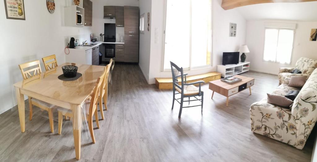 T2 Belle vue renové centre ville