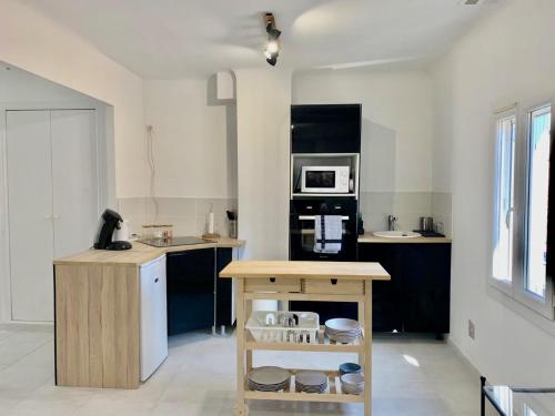 T2 bis COSY rénové en 2019, Avignon centre-ville