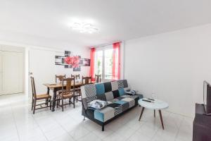 Appartement T2 bis lumineux avec parking privé * WIFI*NETFLIX* 146 Avenue Jean Jaurès 47000 Agen Aquitaine