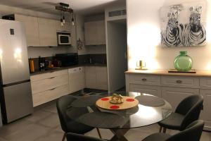 T2 brand new with shared pool in Fréjus