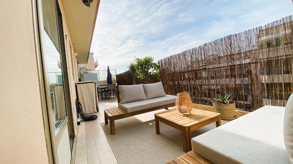 T2 Bricka La Terrasse de la plage, Moderne, équipé, Lumineux 47 Rue Bricka, 06160 Antibes