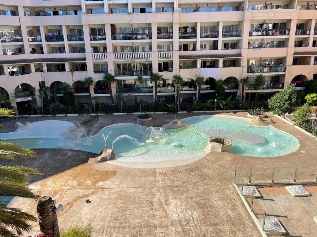 T2 climatisé plein sud + piscine, pataugeoire + Plage à 50m 11 Avenue Pierre Semard, 06150 Cannes