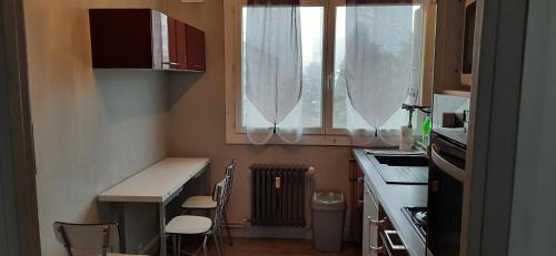 Appartement T2 Cosy Saint Étienne Centre Secteur Cours Fauriel 4 Boulevard Karl Marx 42100 Saint Etienne Rhône-Alpes