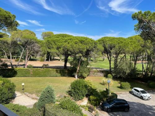 T2 de Charme entièrement équipé au Cœur des Golfs