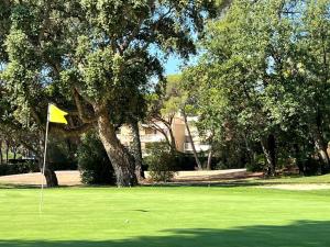 T2 de Charme entièrement équipé au Cœur des Golfs