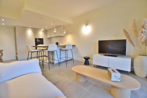 Appartement T2 de standing vue mer pieds dans l'eau Route des Sanguinaires, Lieu-Dit I Fratti 20000 Ajaccio Corse