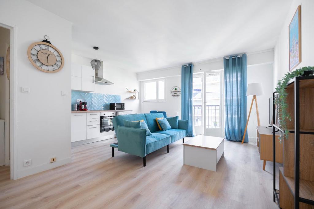 T2**GARE**COSY 22 Boulevard Camille Flammarion, 13001 Marseille