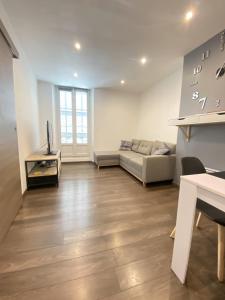 Appartement T2 Hyper centre clim,WIFI 38 alphonse denis 83400 Hyères Provence-Alpes-Côte d\'Azur