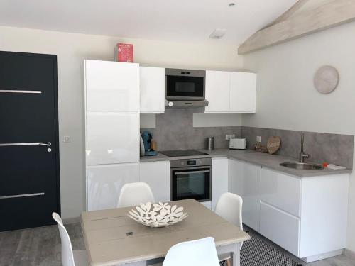 t2 indépendant dans maison avec piscine proche bordeaux