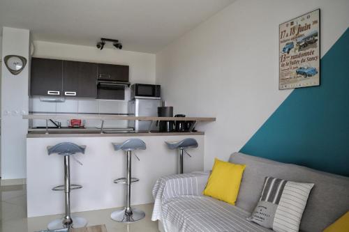 T2 moderne avec terrasse a 100m de la plage et parking sécurisé 4 PERS MAXI