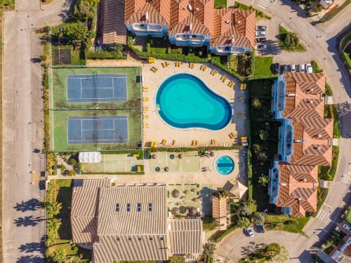 T2 Oásis Parque, Piscinas, Jacuzzi e ténis!