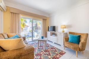 Appartement T2 Oásis Parque, Piscinas, Jacuzzi e ténis! 1 Rua das Palmeiras Reais bloco B, apart 10 8500-286 Portimão Algarve