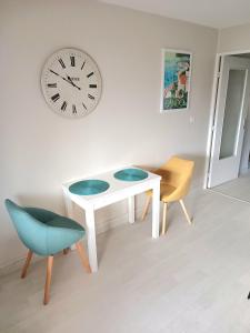 Appartement T2 plage de sable à 300m+ parking gratuit 1065 Boulevard de l'Escourche 83150 Bandol Provence-Alpes-Côte d\'Azur