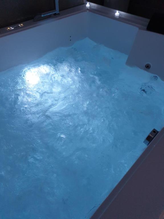 T2 pour 4 pers, charmante résidence avec piscine