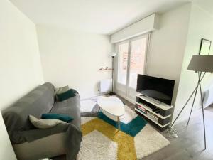 Appartement T2 proche château de Versailles 15min 7 Allée Claude Monet 78560 Le Port-Marly Île-de-France
