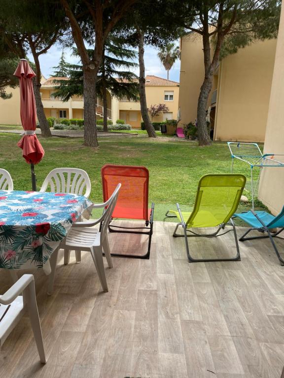 Appartement T2 RDC à Canet en Roussillon Europa 5 pers ,clim, piscine, tennis, parking c10 141 Avenue des Hauts de Canet 66140 Canet-en-Roussillon