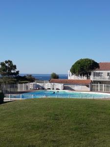 T2 Résidence avec piscine chauffée de mai à sept