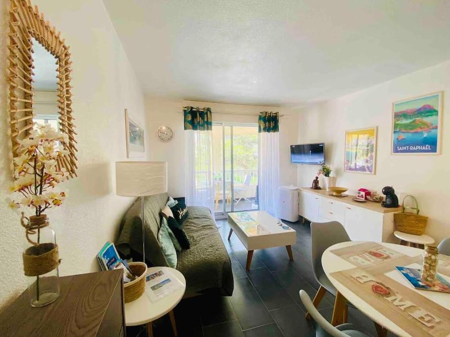 T2 Résidence LE LAGON BLEU Immeuble Bali - 407 Rue Gustave Bret, 83600 Fréjus