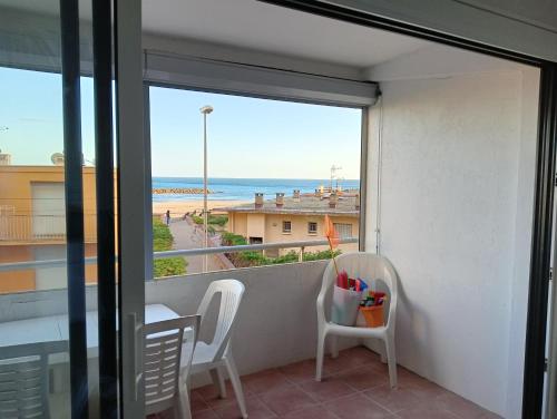 T2 -vue exceptionnelle - accès privé à la plage -wifi-clim