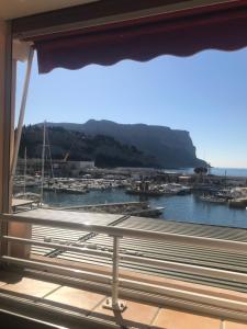 T2 VUE IMPRENABLE SUR CASSIS