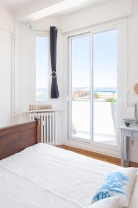 Appartement T2 ** VUE MER ** BALCON ** PLAGE CATALANS 51 Rue de Suez 13007 Marseille Provence-Alpes-Côte d\'Azur