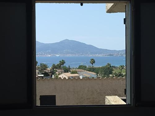 T2 vue mer Porticcio