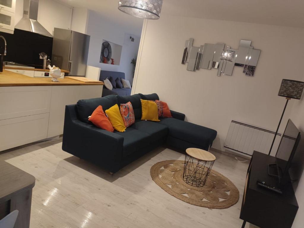 Appartement T2Centre + Netflix + Parking nearby 30 Rue Roger Poyol 26200 Montélimar