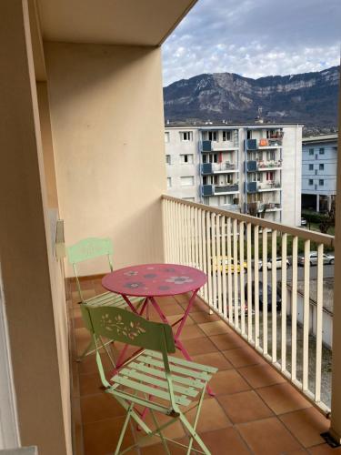 T3 2* 75 m2 proche centre ville aix les bains