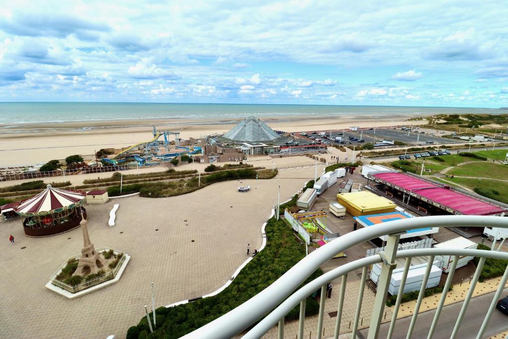 Appartement T3, 2 chambres vue mer avec balcon proche centre. Appartement 82 59 Boulevard du Docteur Jules Pouget 62520 Le Touquet-Paris-Plage