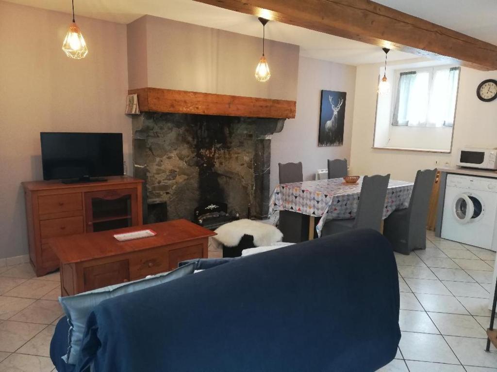 Appartement T3, 30 mn de PEYRAGUDES, ST LARY, VAL LOURON (65) : 04 personnes Rue Principale 65250 Hèches