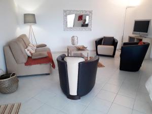 T3 75m2 neuf avec clim terrasse et box tout à pied ville port et plage