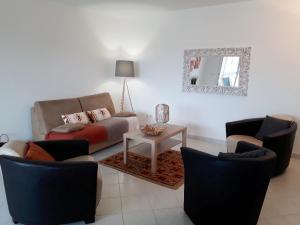 T3 75m2 neuf avec clim terrasse et box tout à pied ville port et plage
