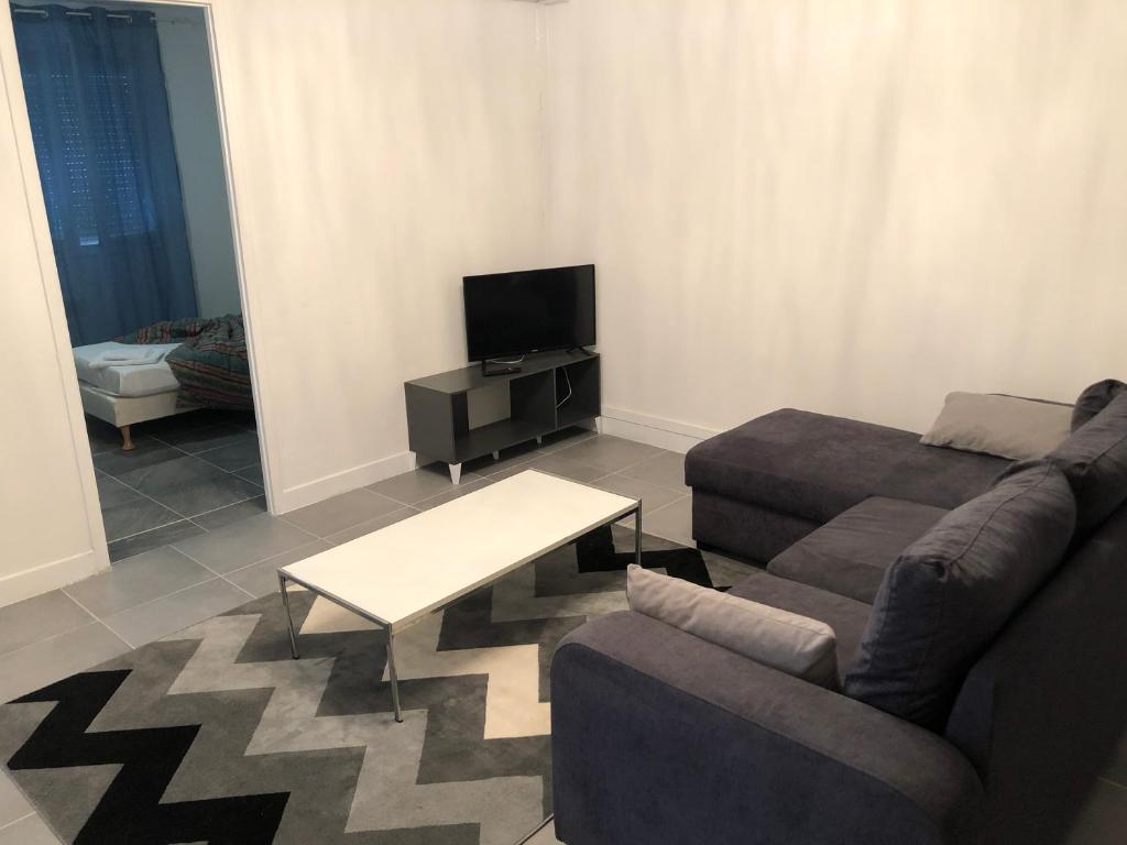 Appartement Appartement T3 7C 29-31 rue ST jean- rue benquez 27 Rue Emile Pereire, 65000 Tarbes