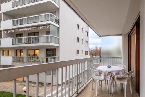 T3 apartment with a balcony near the center of Annecy
