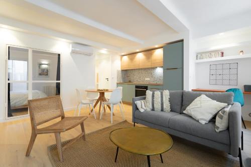 T3 ** BALCON ** VIEUX PORT ** CENTRE