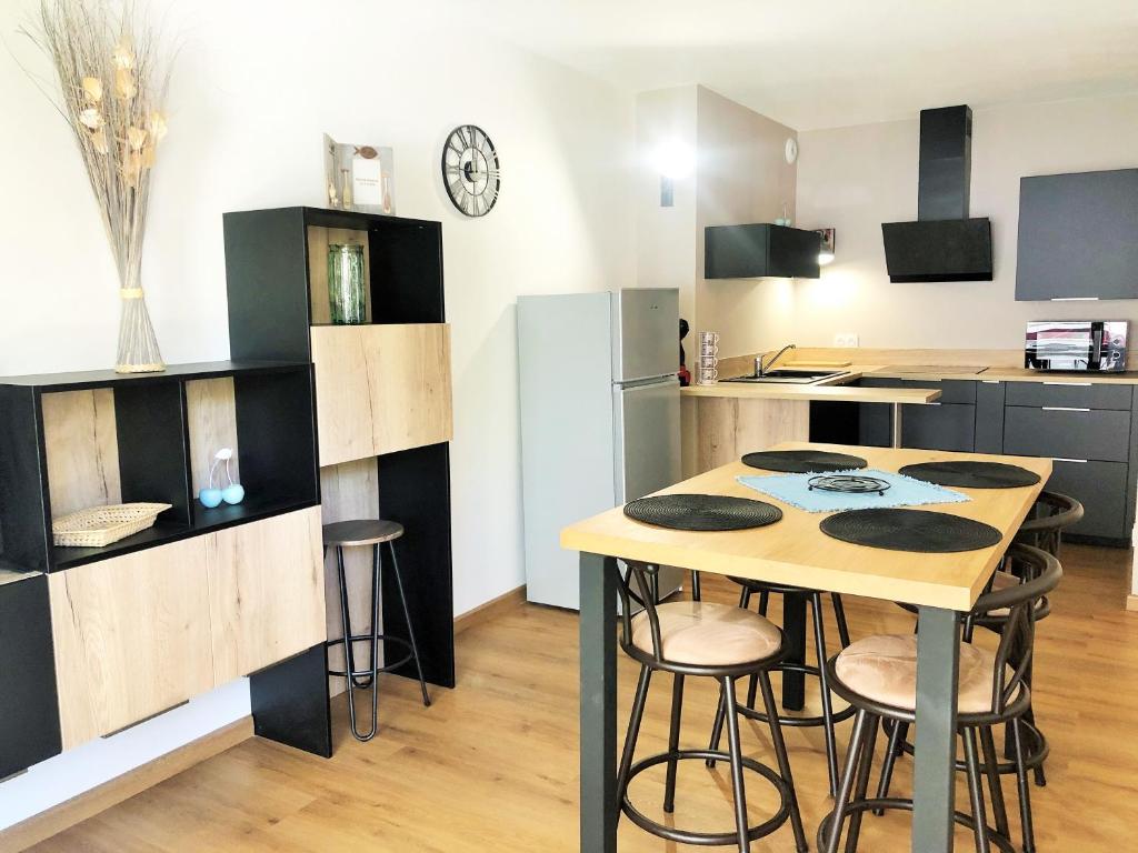 Appartement T3 cosy la Teste centre avec parking BLEUET 2 rue du Chemin des Dames 33260 La Teste-de-Buch